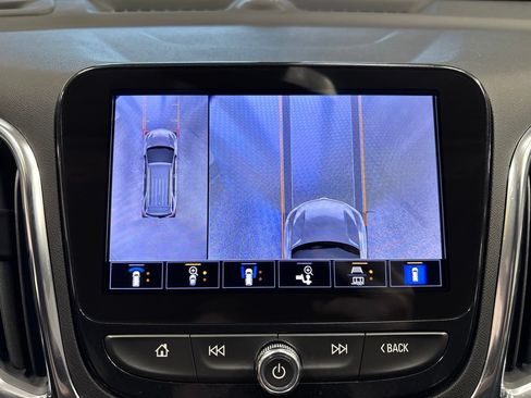 Used 2024 Chevrolet Equinox Premier AWD/4WD image 22