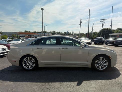 Used 2016 Lincoln MKZ AWD w/ Equipment Group 300A Reserve image 4