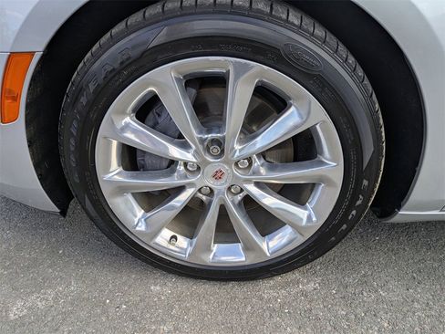 Used 2014 Cadillac XTS Luxury image 9