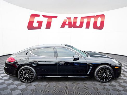 Used 2014 Porsche Panamera 4S image 8