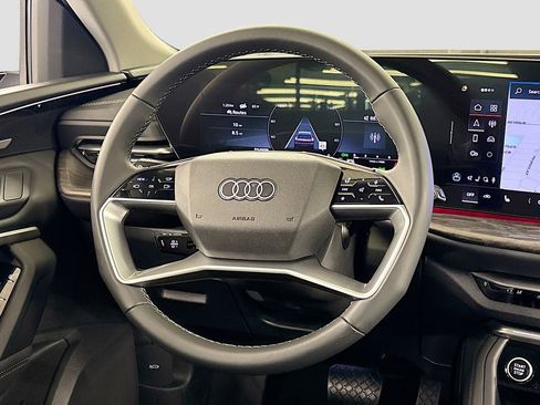 New 2025 Audi Q5 2.0T Premium Plus image 18