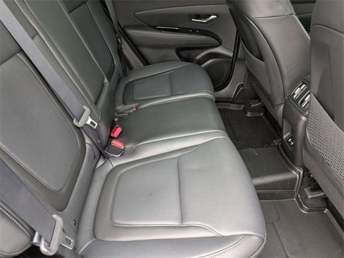 Certified 2025 Hyundai Tucson Limited image 21