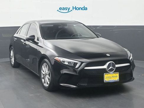 Used 2020 Mercedes-Benz A 220 4MATIC image 2