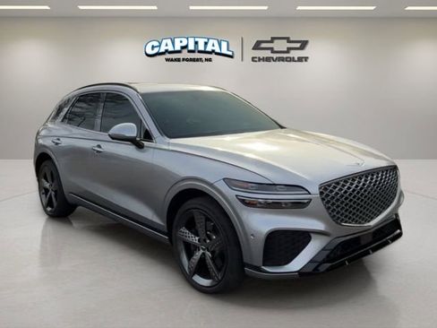 Used 2024 Genesis GV70 3.5T Sport w/ Sport Prestige Package image 7