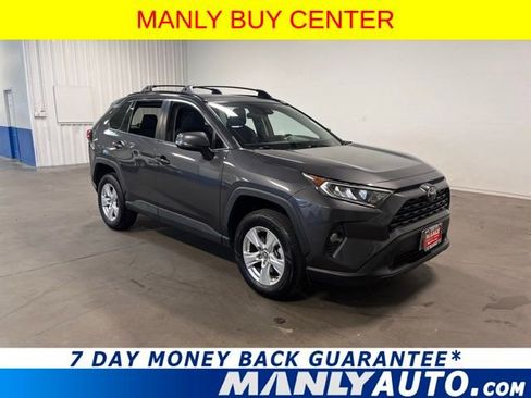 Used 2020 Toyota RAV4 XLE w/ Convenience Package image 1
