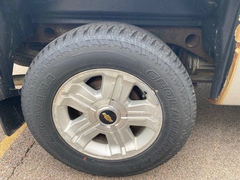 Used 2011 Chevrolet Silverado 1500 LT w/ All-Star Edition AWD/4WD image 8