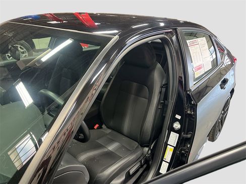 Used 2026 Honda Civic Sport image 18