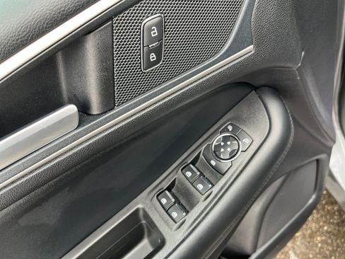 Used 2021 Ford Edge SEL w/ Convenience Package image 13