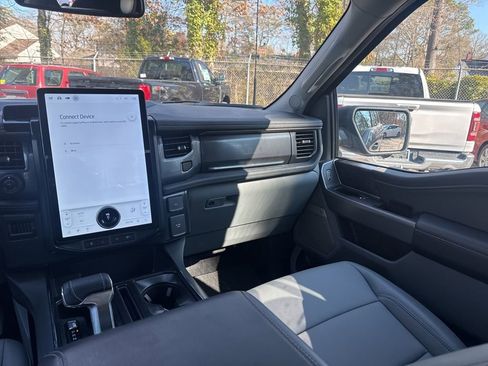 Used 2025 Ford F150 Lightning Flash image 11