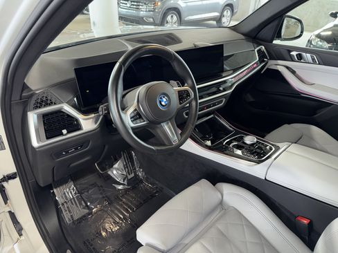 Certified 2025 BMW X5 xDrive50e w/ M Sport Package AWD/4WD image 20