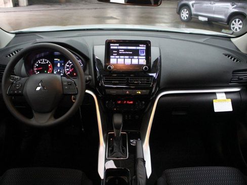 New 2026 Mitsubishi Eclipse Cross ES image 20
