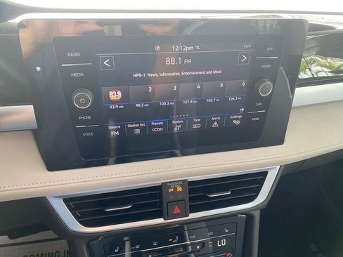 New 2026 Volkswagen Taos SE FWD image 34