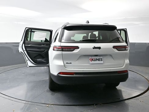 New 2025 Jeep Grand Cherokee L Limited w/ Trailer Tow Package image 55