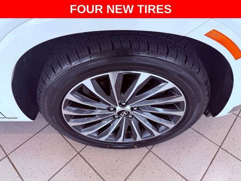 Used 2024 Hyundai Palisade Calligraphy AWD/4WD image 4