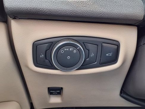 Used 2016 Lincoln MKZ w/ Equipment Group 300A Reserve FWD image 16