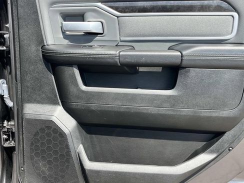 Used 2022 RAM 2500 Big Horn image 21
