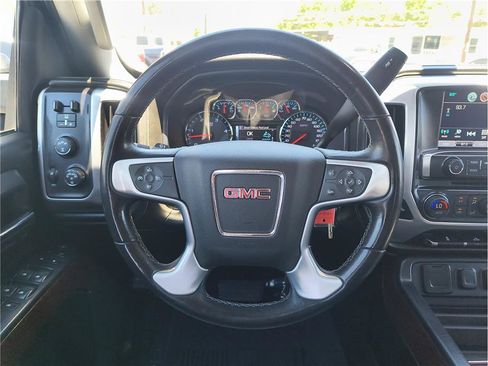Used 2019 GMC Sierra 2500 SLE w/ SLE Preferred Package AWD/4WD image 7