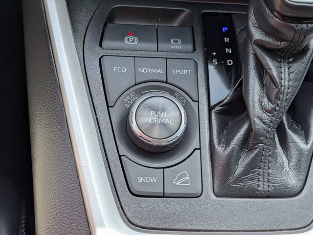 Used 2021 Toyota RAV4 Limited AWD/4WD image 16