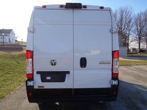 Used 2023 RAM ProMaster 2500 w/ Driver Convenience Group image 4