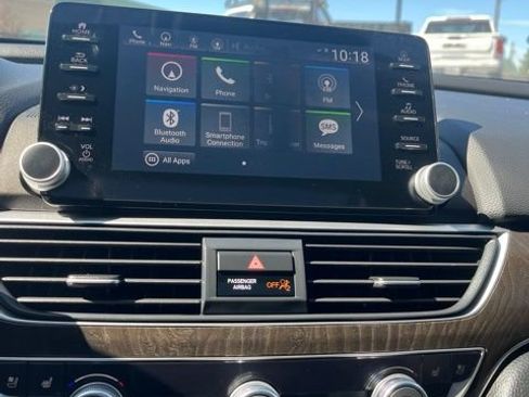 Used 2020 Honda Accord Touring image 40