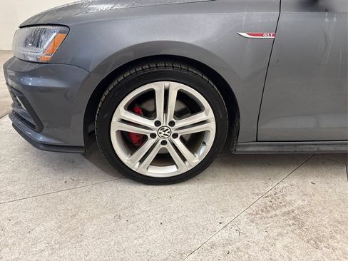 Used 2017 Volkswagen Jetta GLI FWD image 15