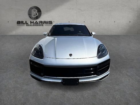 Used 2020 Porsche Cayenne Turbo AWD/4WD image 2