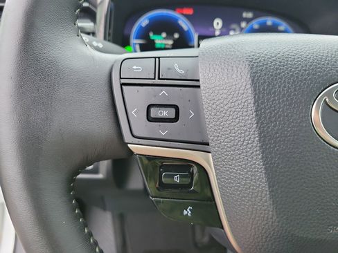 Certified 2025 Toyota Camry XLE w/ Premium Package image 29