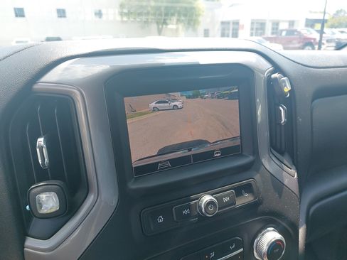 Used 2024 GMC Sierra 2500 Pro AWD/4WD image 18