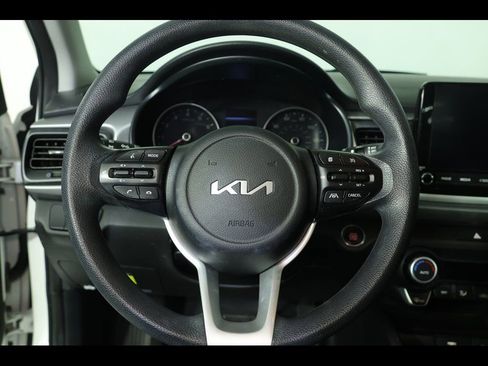 Used 2023 Kia Rio S w/ Technology Package image 9