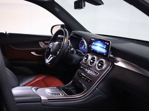 Used 2020 Mercedes-Benz GLC 300 4MATIC image 50