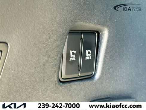 New 2027 Kia Telluride S image 12
