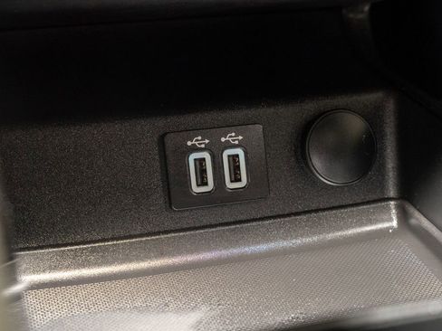 Used 2020 Ford Fusion SE image 14