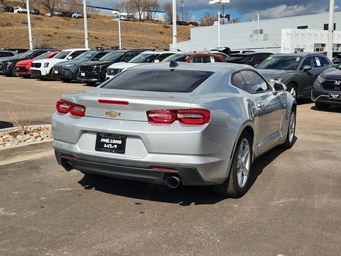 Used 2019 Chevrolet Camaro LT image 5