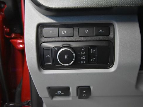 Used 2024 Ford F250 Limited AWD/4WD image 11