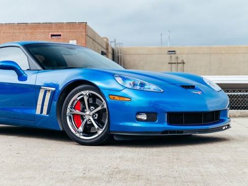 Used 2011 Chevrolet Corvette Grand Sport w/ Preferred Equipment Group image 21