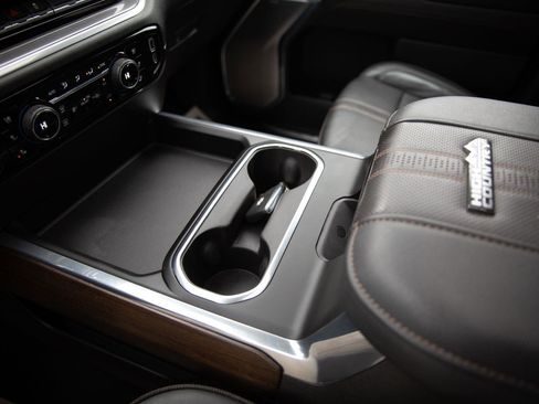 Certified 2024 Chevrolet Silverado 3500 High Country w/ Midnight Edition image 18