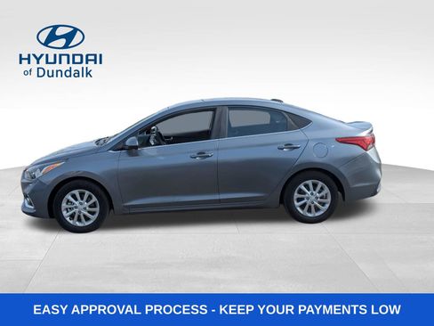Used 2020 Hyundai Accent SEL FWD image 2
