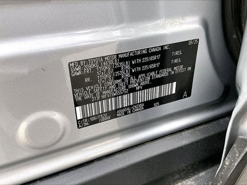 Certified 2025 Toyota RAV4 LE image 31