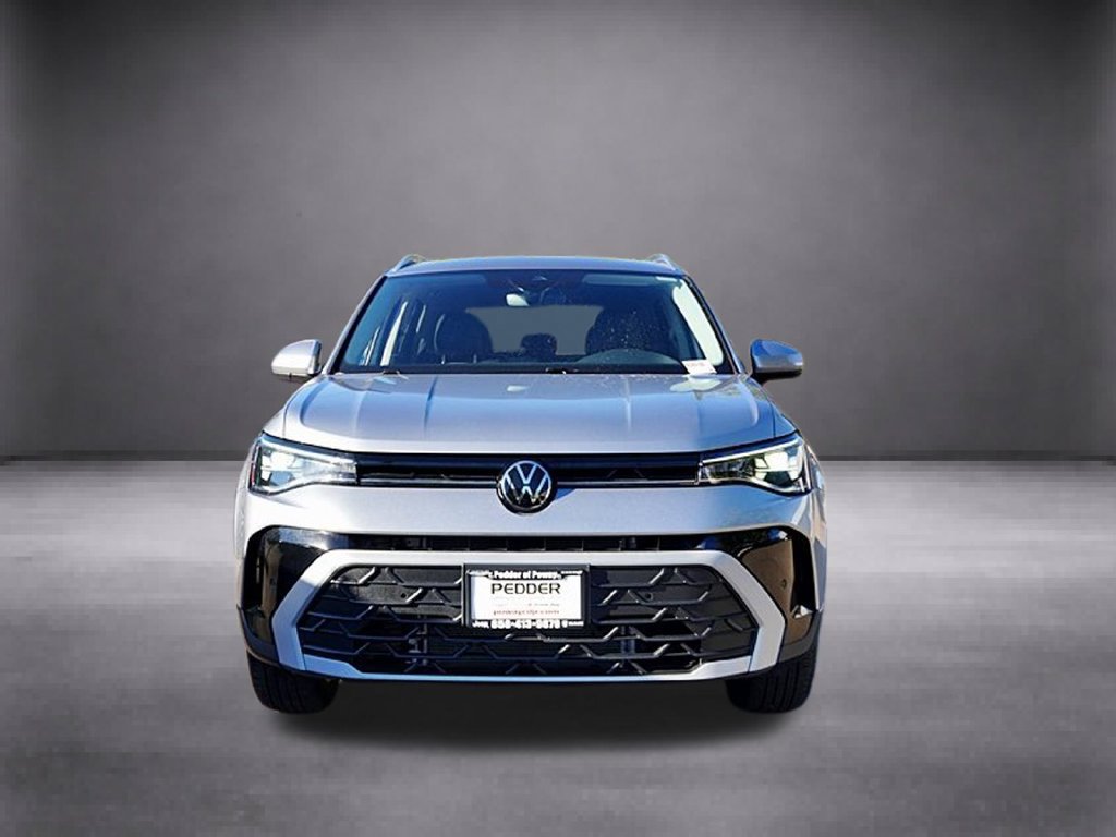 Used 2025 Volkswagen Taos SE AWD/4WD image 10
