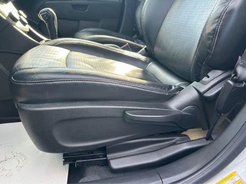 Used 2015 Chevrolet Sonic LTZ image 11