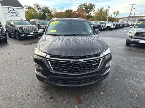 Certified 2024 Chevrolet Traverse RS FWD image 2