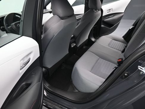 Used 2025 Toyota Corolla SE FWD image 16