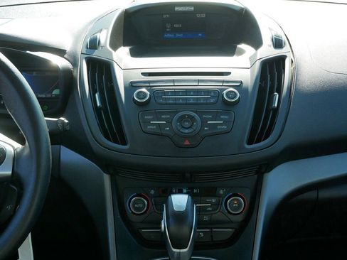 Used 2017 Ford C-MAX SE image 15