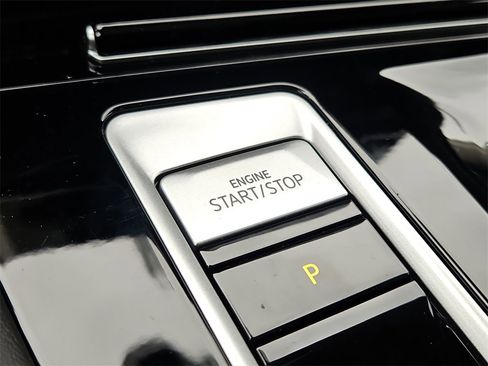 New 2026 Volkswagen Atlas SEL image 19