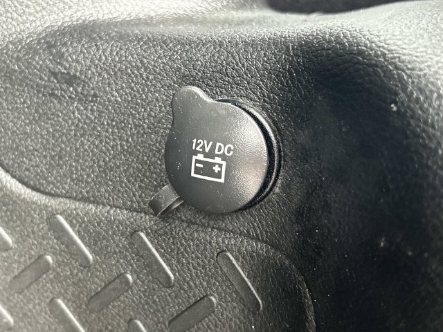 Used 2017 Jeep Wrangler Unlimited Rubicon AWD/4WD image 12