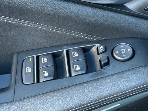 Used 2022 BMW X5 xDrive40i w/ Climate Comfort Package image 11