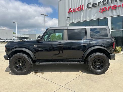 Used 2023 Ford Bronco Wildtrak image 8