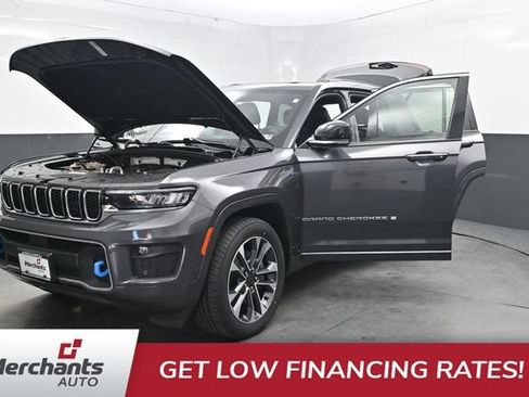 Used 2023 Jeep Grand Cherokee Overland AWD/4WD image 45