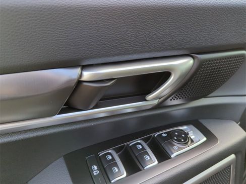 New 2025 Kia Telluride S image 18