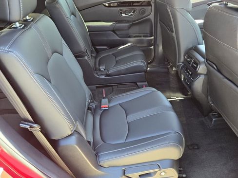 Certified 2025 Honda Pilot EX-L image 16